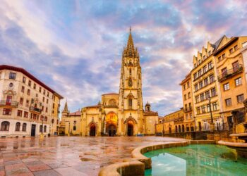 Vijf Spaanse bestemmingen die populair zijn onder 65-plussers